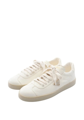Prada Pre-Owned 2020s triangle-patch sneakers - Neutrals
