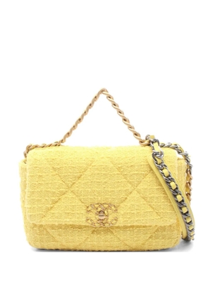 CHANEL Pre-Owned 2021s 19 Dizeneuf Matelassé shoulder bag - Yellow