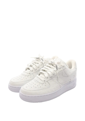 Louis Vuitton Pre-Owned 2022 x Nike Air Force 1 Monogram low-top sneakers - White