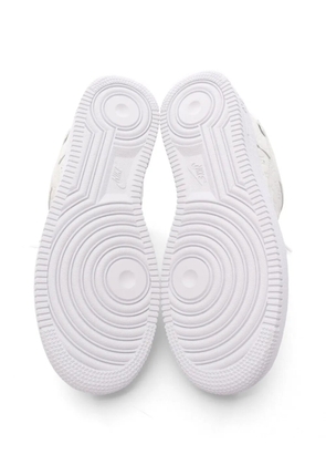 Louis Vuitton Pre-Owned 2022 x Nike Air Force 1 Monogram low-top sneakers - White