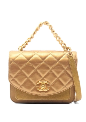 CHANEL Pre-Owned 1991-1994 small matelassé shoulder bag - Gold