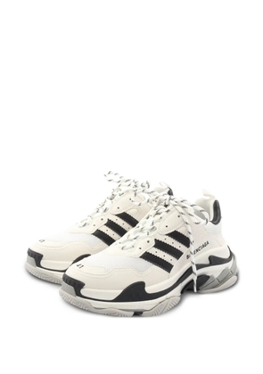 Balenciaga Pre-Owned x Adidas 2020s Triple S sneakers - White