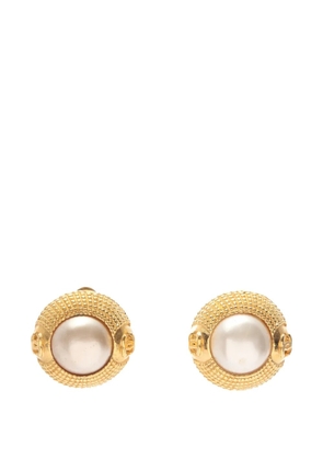 CHANEL Pre-Owned 1986-1988 Coco Mark faux-pearl earrings - Gold