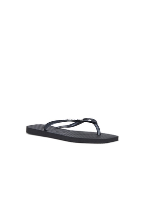 Havaianas Slim Square Logo Sandal in Black. Size 35/36. Also in 39/40, 41/42.