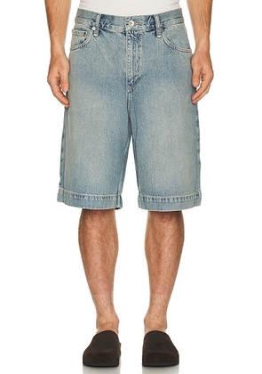 Rag & Bone Baggy Denim Short in Beacon - Blue. Size 31 (also in 30, 32, 33, 34, 36).