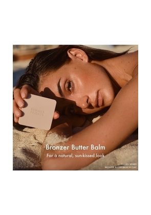Summer Fridays Bronzer Butter Balm in Tan.