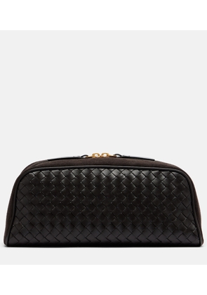 Bottega Veneta Intrecciato leather clutch
