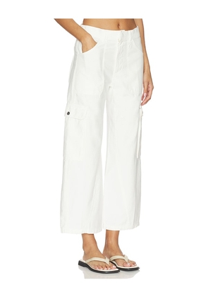 Citizens of Humanity Thassos Twisted Seam Utility Pants in Ivory. Size 23. Also in 24, 25, 26, 27, 28, 29, 30, 31, 32.