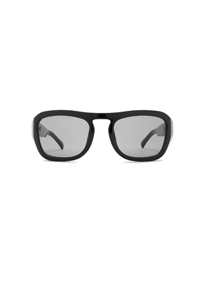 Otra Charis Sunglasses in Black.