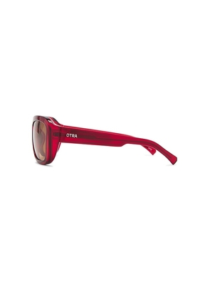 Otra Charis Sunglasses in Red.