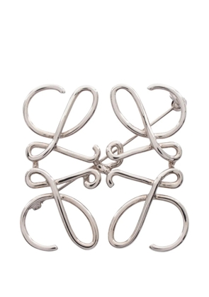Loewe Pre-Owned 2010s Anagram brooch - Silver