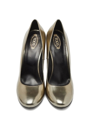 Tod's Vintage round-toe pumps - Gold