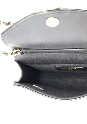 CHANEL Pre-Owned Heart Chain Flap Bag Quilted Patent Mini crossbody bag - Black
