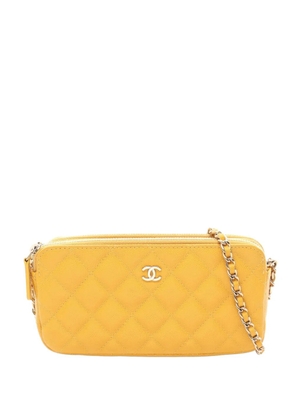 CHANEL Pre-Owned small Matelassé caviar quilted cross body bag - Yellow