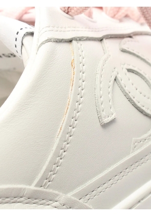 CHANEL Pre-Owned 1986-1988 Coco Mark sneakers - White