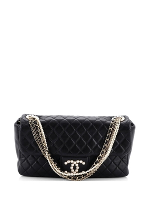 CHANEL Pre-Owned Westminster Pearl Chain Flap Bag Quilted Lambskin Medium shoulder bag - Black