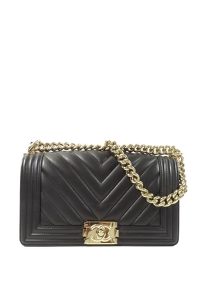 CHANEL Pre-Owned Boy chevron-quilted shoulder bag - Black
