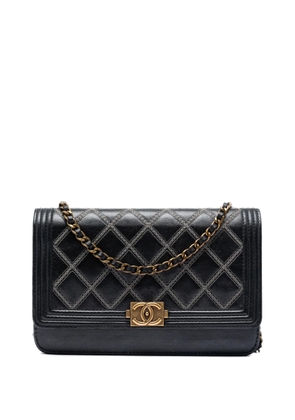 CHANEL Pre-Owned 2013-2014 Quilted Lambskin Double Stitch Boy Wallet On Chain crossbody bag - Black