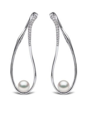 Yoko London 18kt white gold Sleek Akoya pearl and diamond earrings - Silver
