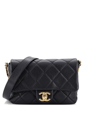 CHANEL Pre-Owned Twist Your Buttons Flap Bag Quilted Caviar Small crossbody bag - Black