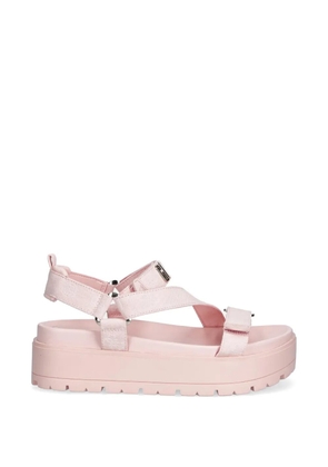 GUESS USA Fetta logo-plaque sandals - Pink