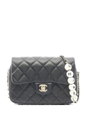 CHANEL Pre-Owned 2019 Matelassé flap shoulder bag - Black