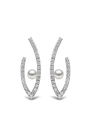 Yoko London 18kt white gold Sleek Akoya pearl and diamond earrings - Silver
