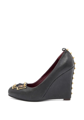 Marc Jacobs Vintage stud-embellished wedge pumps - Black