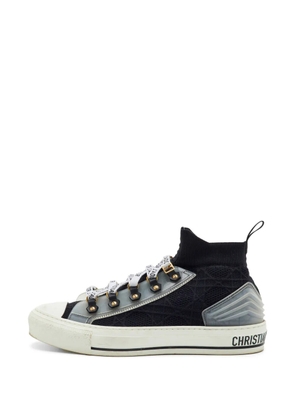 Christian Dior Pre-Owned Walk'n'Dior cannage sneakers - Black