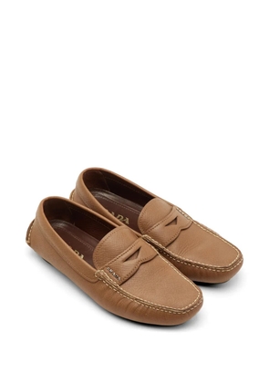 Prada Pre-Owned Saffiano leather loafers - Brown