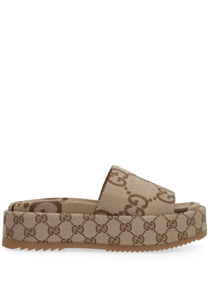 Gucci GG platform slides - Neutrals