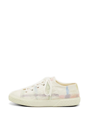 CHANEL Pre-Owned check-pattern sneakers - White