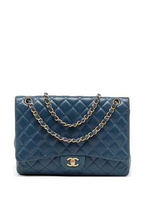 CHANEL Pre-Owned 2009-2010 large Classic diamond-quilted shoulder bag - Blue