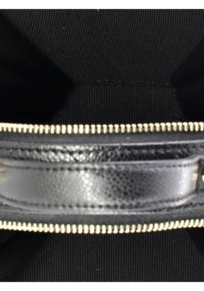 CHANEL Pre-Owned Handle with Care Round Vanity Case with Chain Quilted Caviar Small crossbody bag - Black
