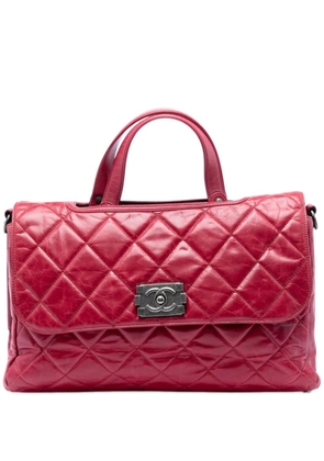 CHANEL Pre-Owned 2012 Quilted Glazed Calfskin Convertible Boy Top Handle Bag satchel - Red