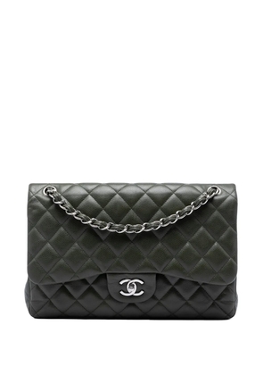 CHANEL Pre-Owned 2010-2011 Jumbo Classic Caviar Double Flap shoulder bag - Green