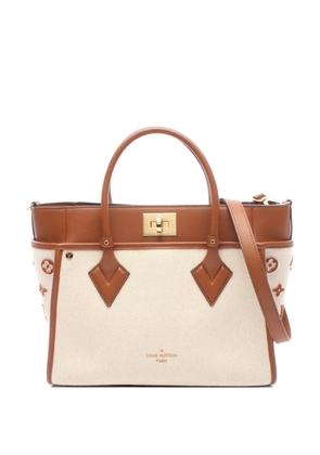 Louis Vuitton Pre-Owned 2010s On My Side MM tote bag - Neutrals