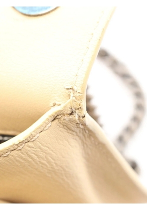 CHANEL Pre-Owned 2016-2017 Caviar matelassé shoulder bag - Neutrals
