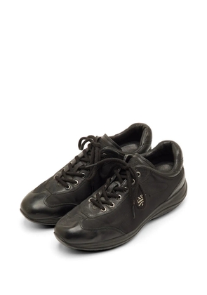 Prada Pre-Owned leather sneakers - Black
