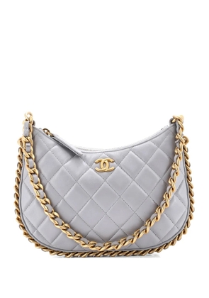 CHANEL Pre-Owned CC Chain Around Quilted Lambskin hobo bag - Grey