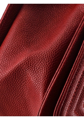 CHANEL Pre-Owned Boy Flap Bag Quilted Caviar Old Medium crossbody bag - Red