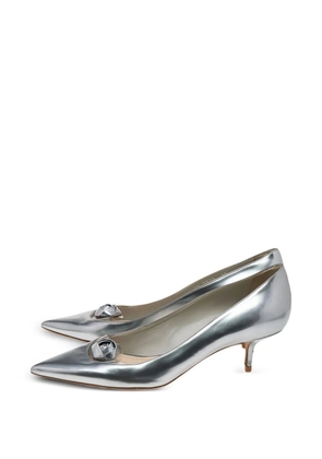 Christian Dior Pre-Owned rose-motif pointed-toe pumps - Silver