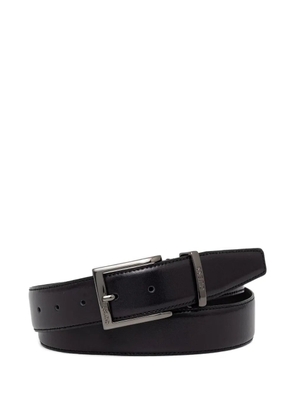 GUESS USA logo-engraved buckle belt - Black