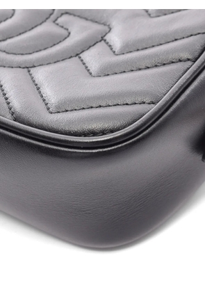 Gucci Pre-Owned 2010s logo-plaque shoulder bag - Black