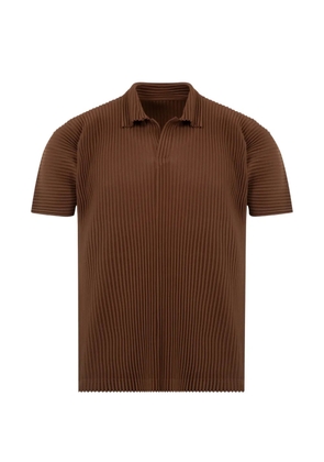 Issey Miyake pleated-design polo-collar T-shirt - Brown