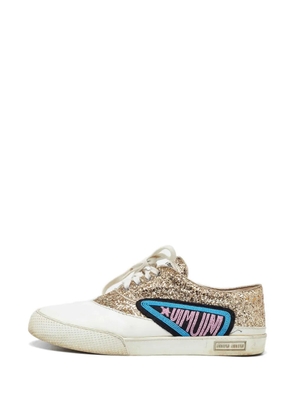 Miu Miu Pre-Owned glitter leather sneakers - Gold