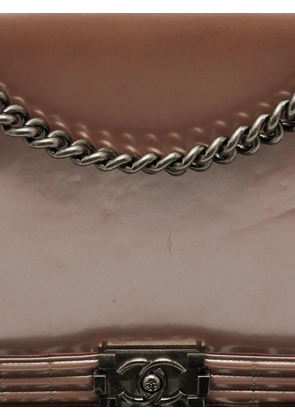 CHANEL Pre-Owned 2012 medium Reverso Boy shoulder bag - Pink