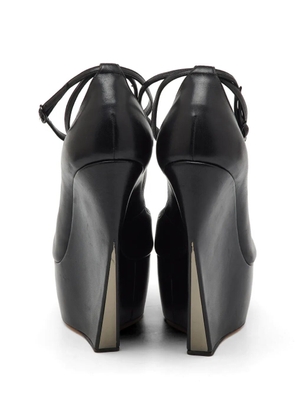 Casadei Vintage platform wedge pumps - Black