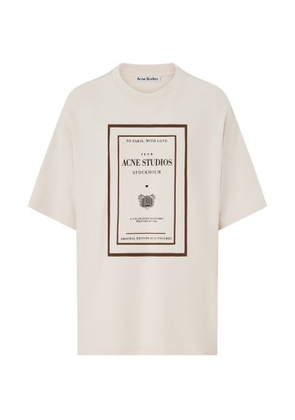 Long-sleeved t-shirt
