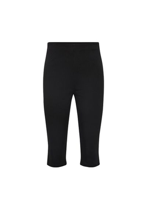 Angelina capri shorts